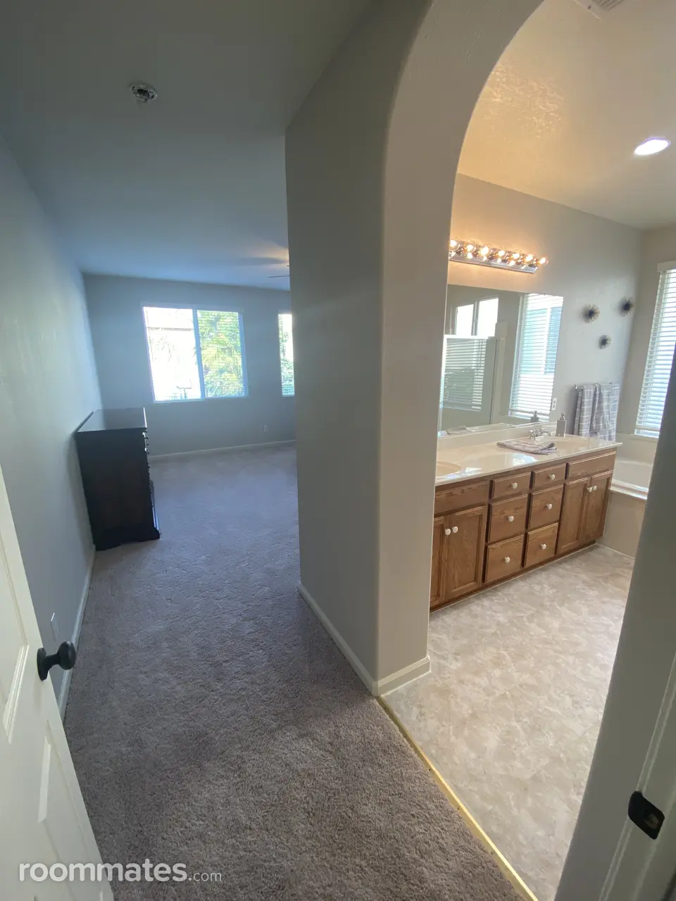 Profile photo 4 of 9