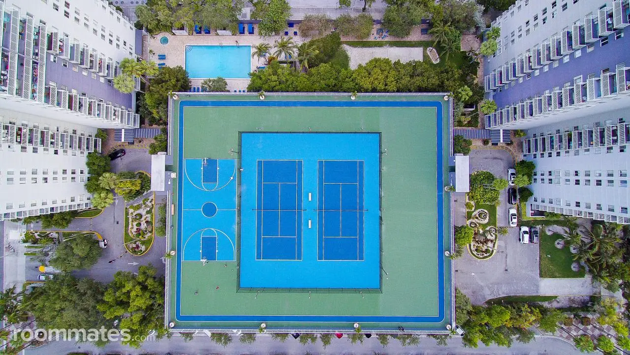 Profile photo 3 of 12