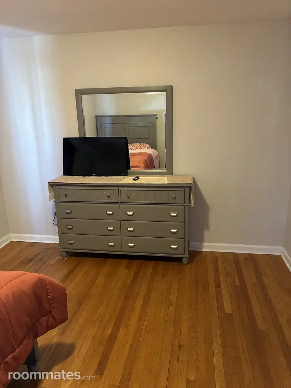 Profile photo 7 of 11