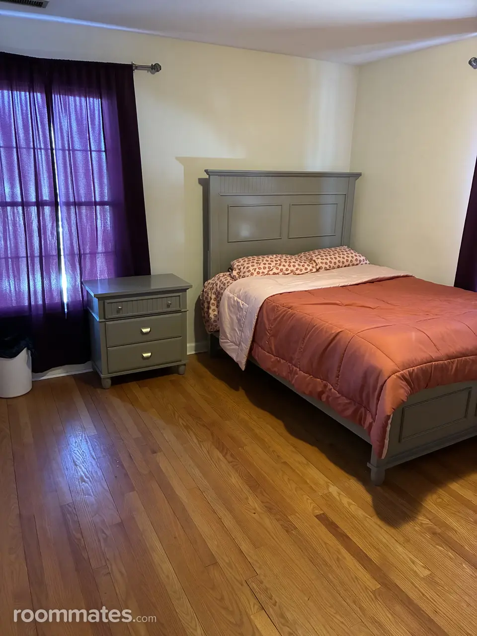 Profile photo 6 of 11