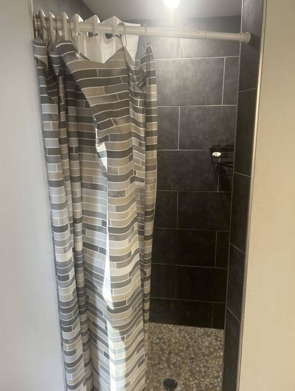 Profile photo 6 of 9