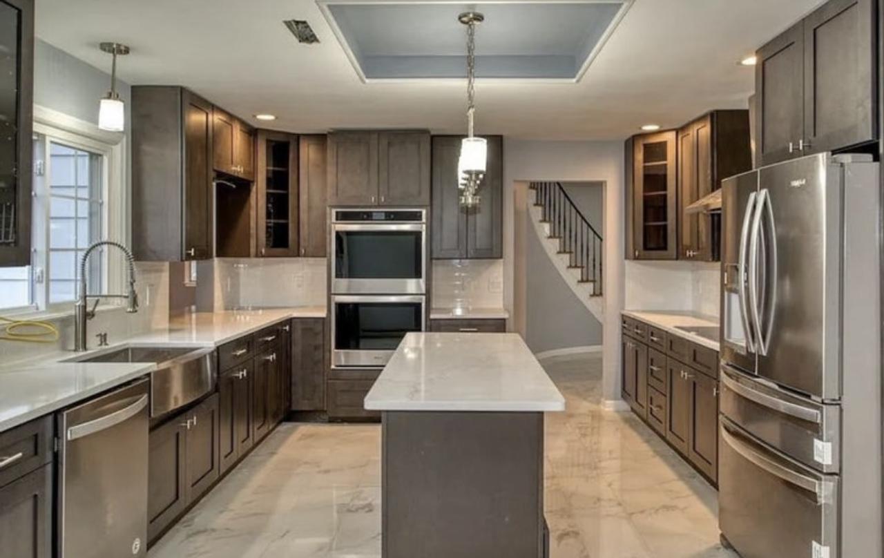 Profile photo 8 of 9