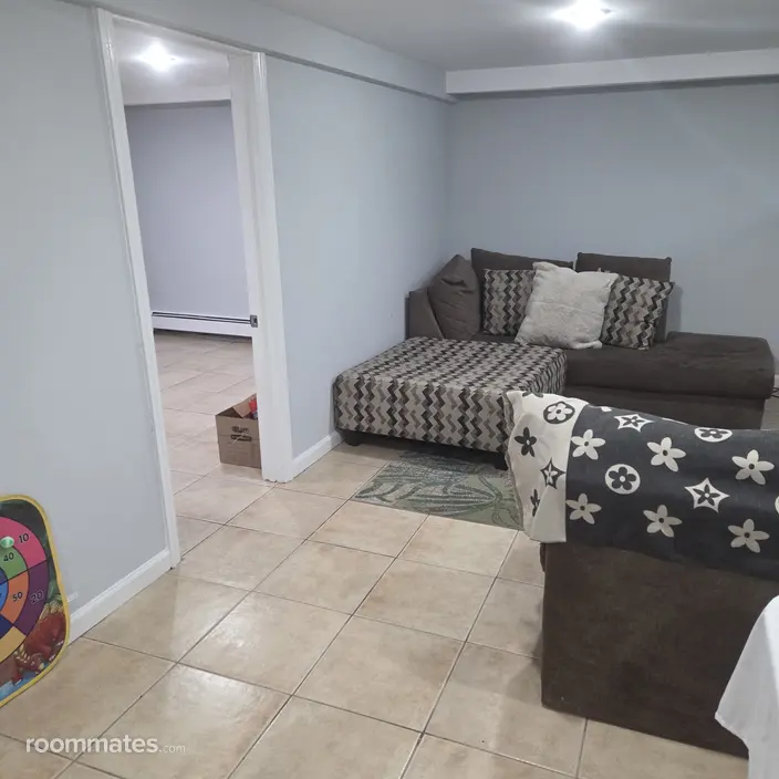 Room for rent in Plainview, NY $1350, house