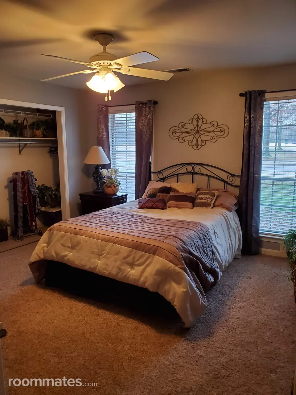 Profile photo 7 of 9