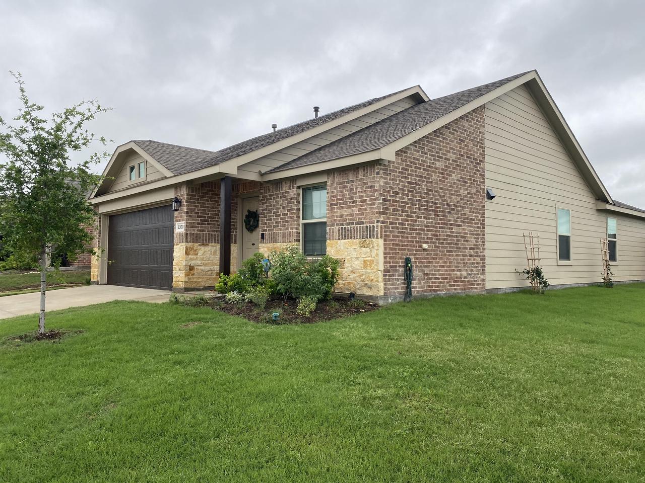 Profile photo 5 of 11