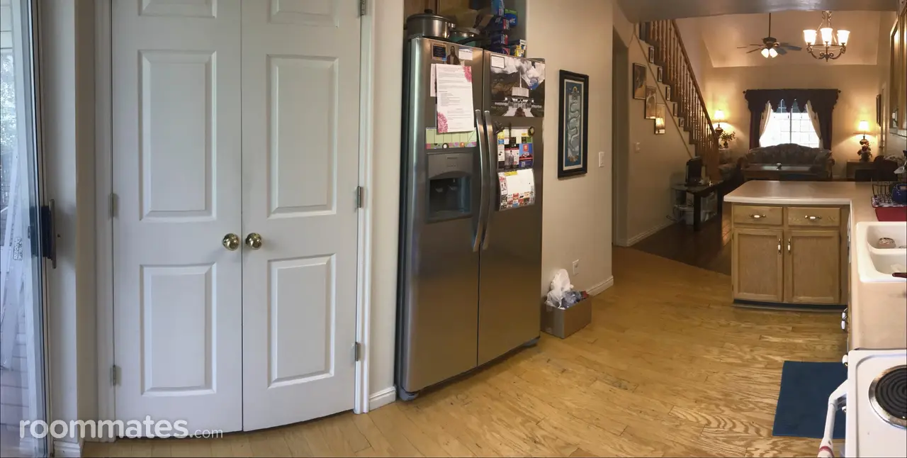 Profile photo 4 of 11