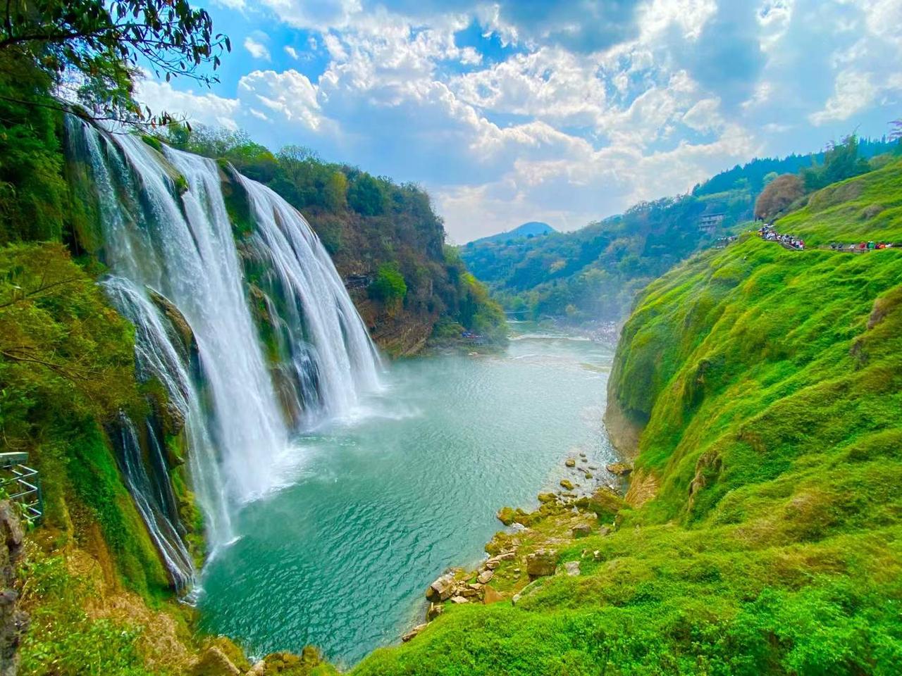 Profile photo 5 of 10