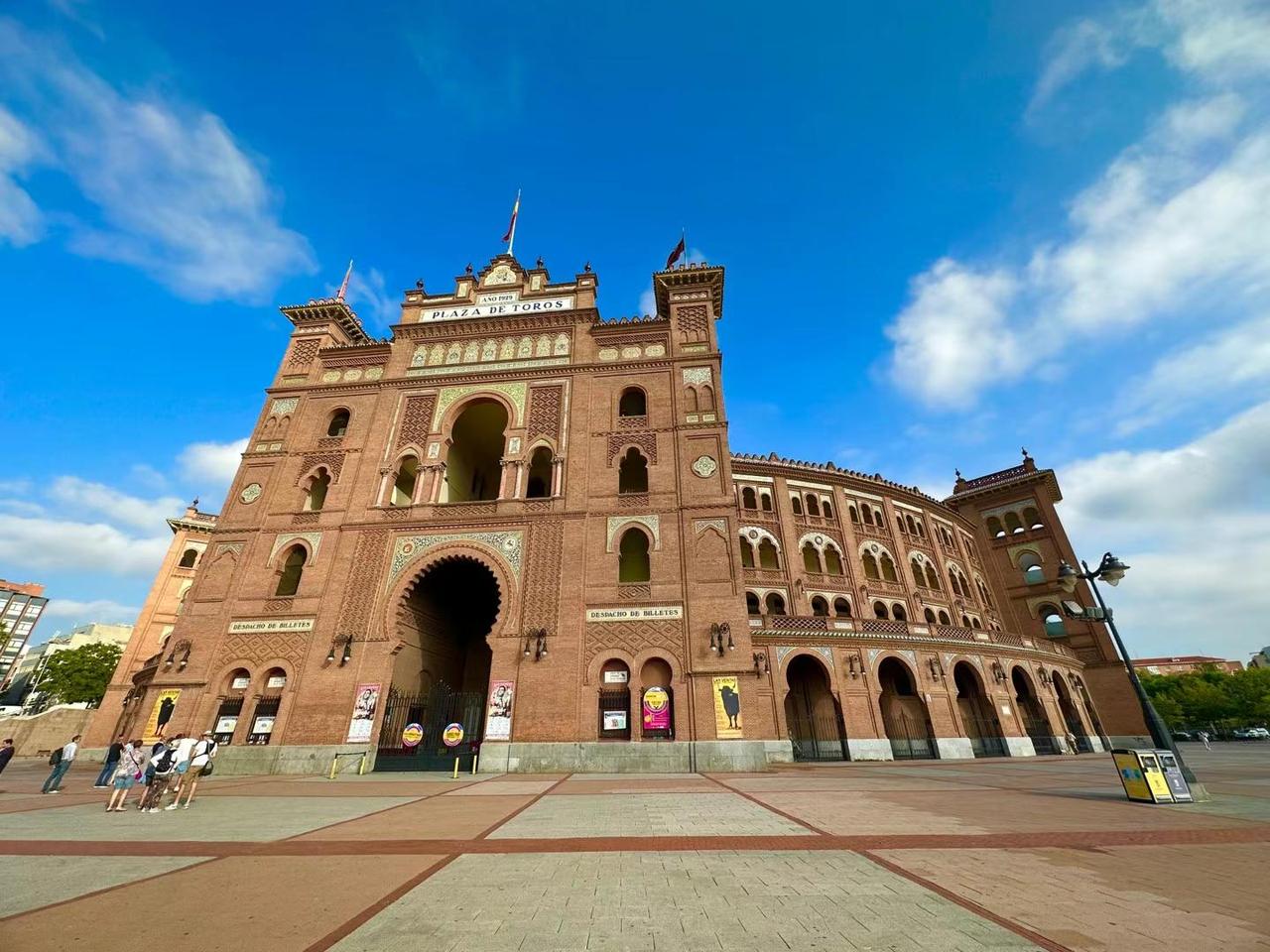 Profile photo 3 of 10