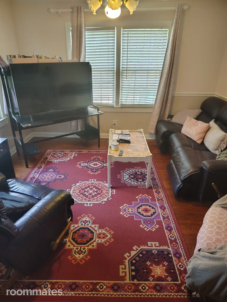 Profile photo 3 of 12