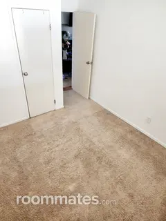 Room for rent in Corona, CA $700, house