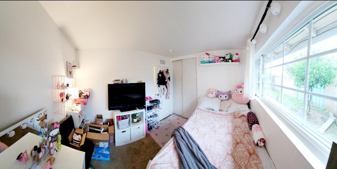 Profile photo 1 of 6