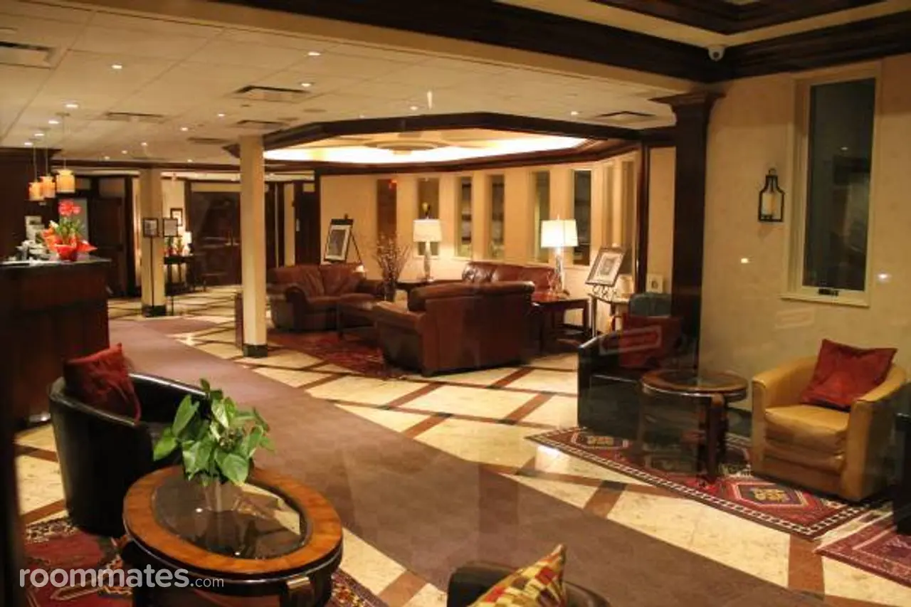 Profile photo 3 of 9