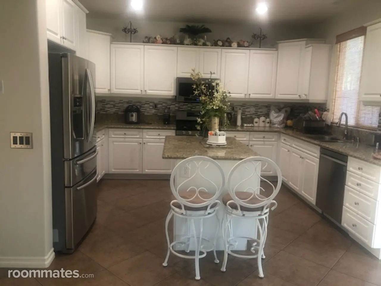 Profile photo 4 of 10