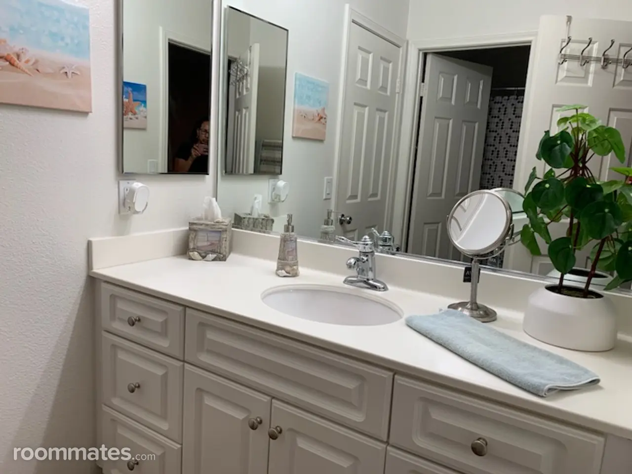 Profile photo 2 of 10