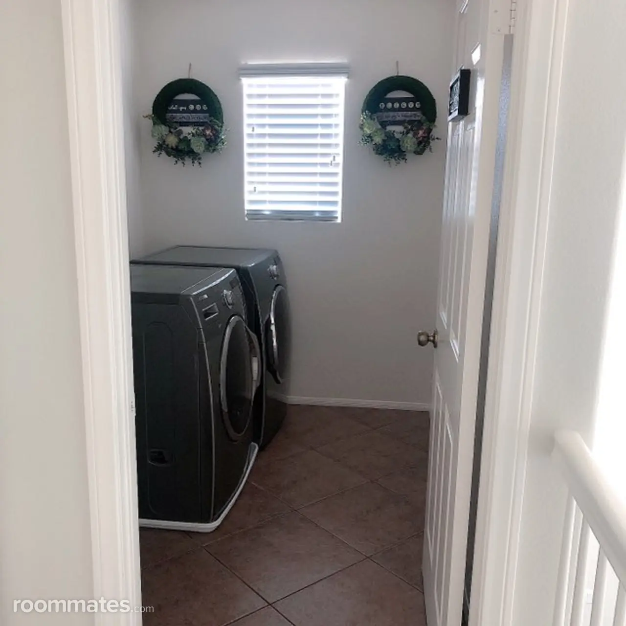 Profile photo 4 of 10