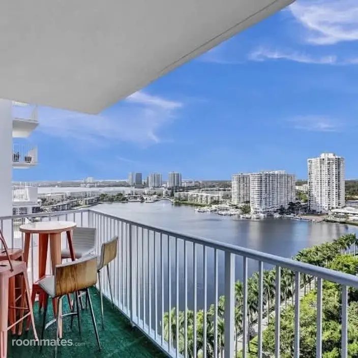 Room for rent in Aventura, FL $1900, apartment
