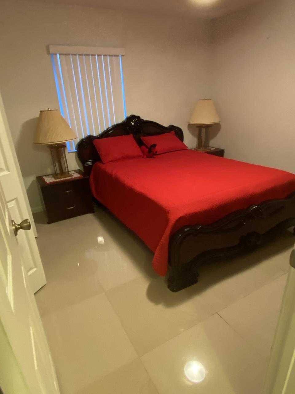 Profile photo 5 of 13