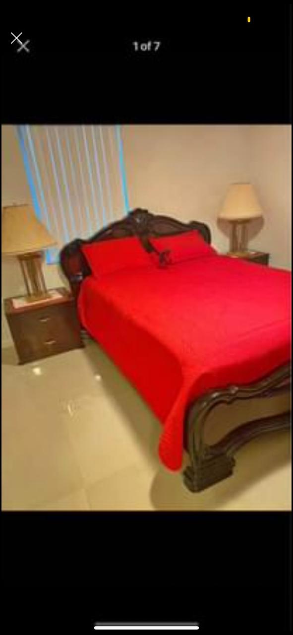 Profile photo 2 of 13