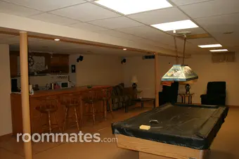 Room for rent in Macomb, MI $850, house