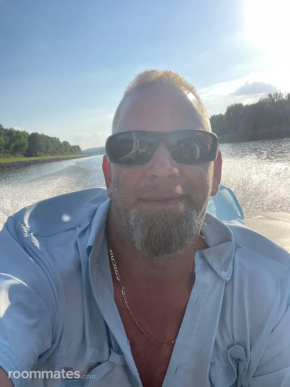 Profile photo 9 of 9