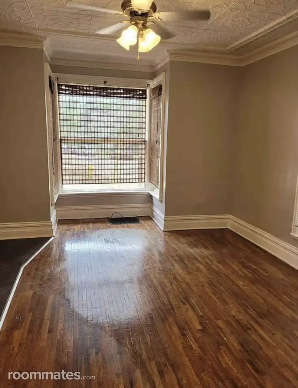 Profile photo 4 of 6