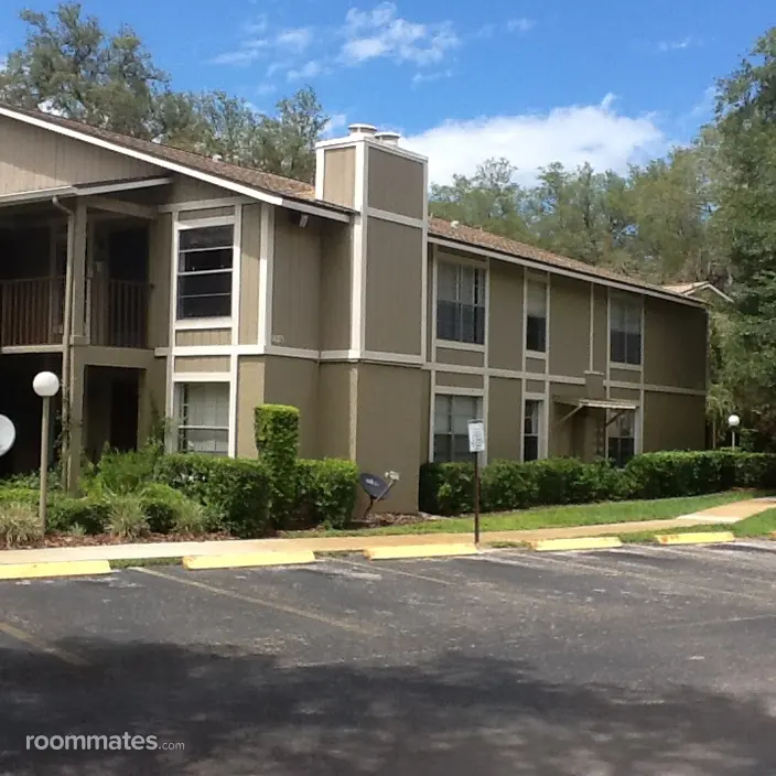 Room for rent in Tampa, FL $850, condo