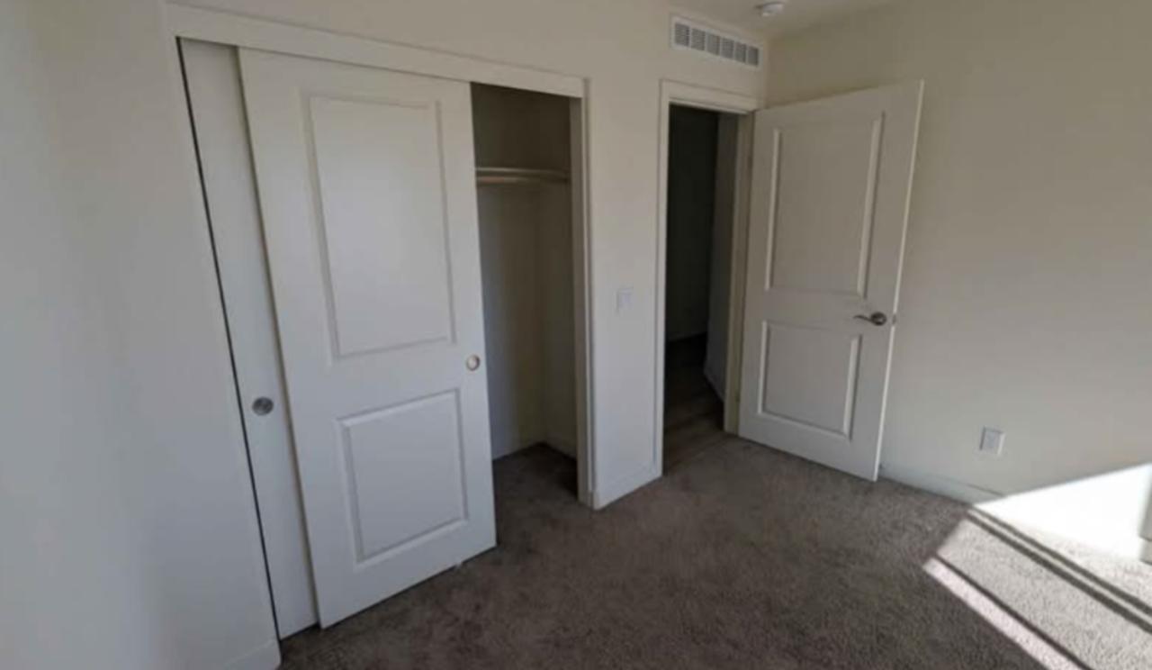 Profile photo 1 of 5