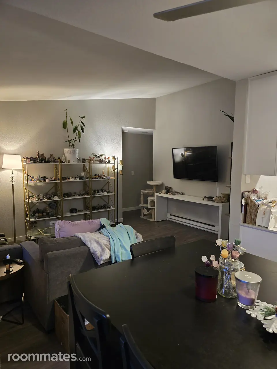 Profile photo 1 of 10