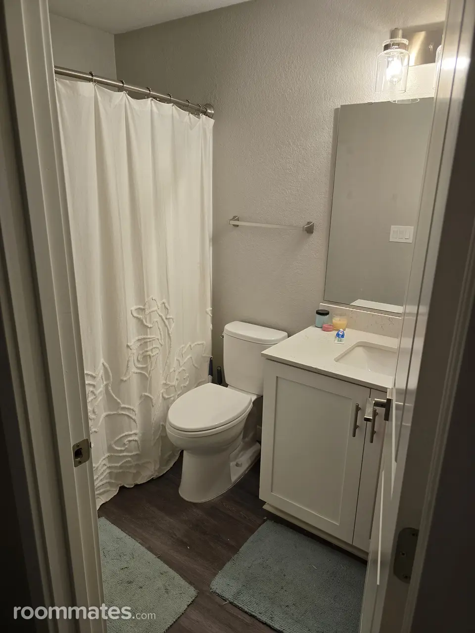 Profile photo 7 of 10