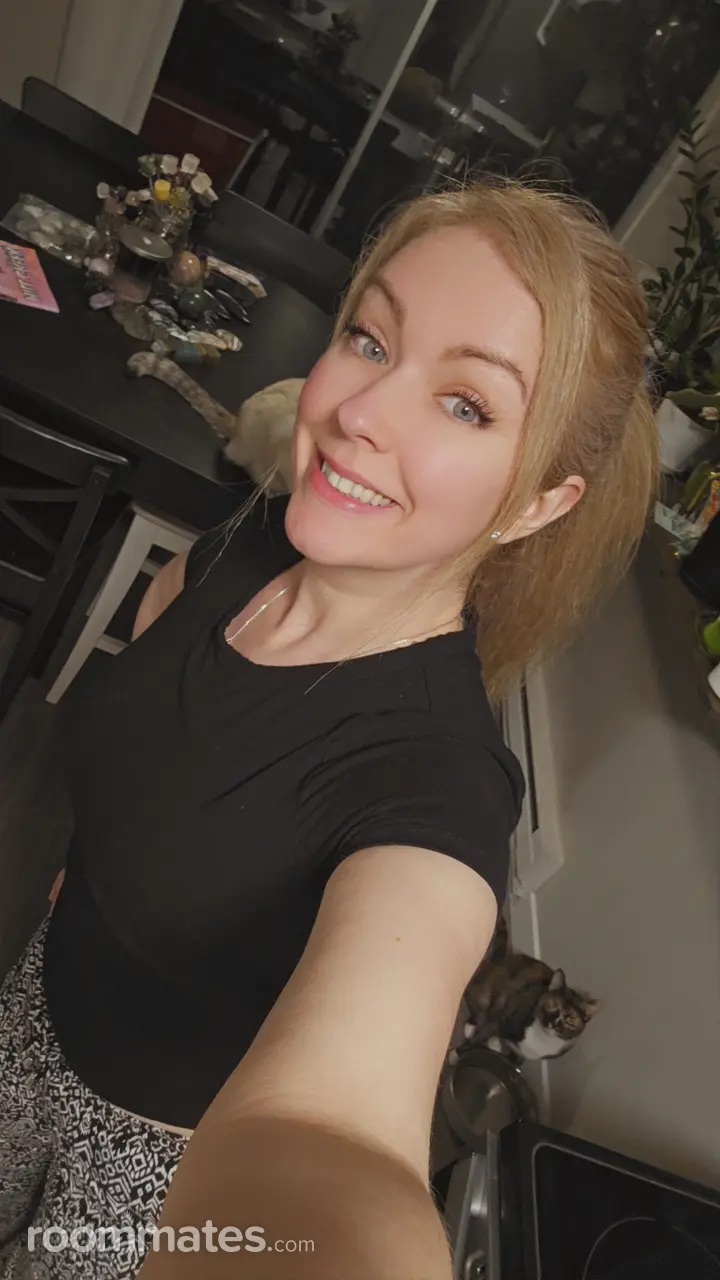 Profile photo 8 of 10