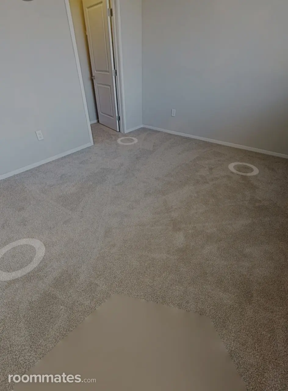 Profile photo 4 of 8