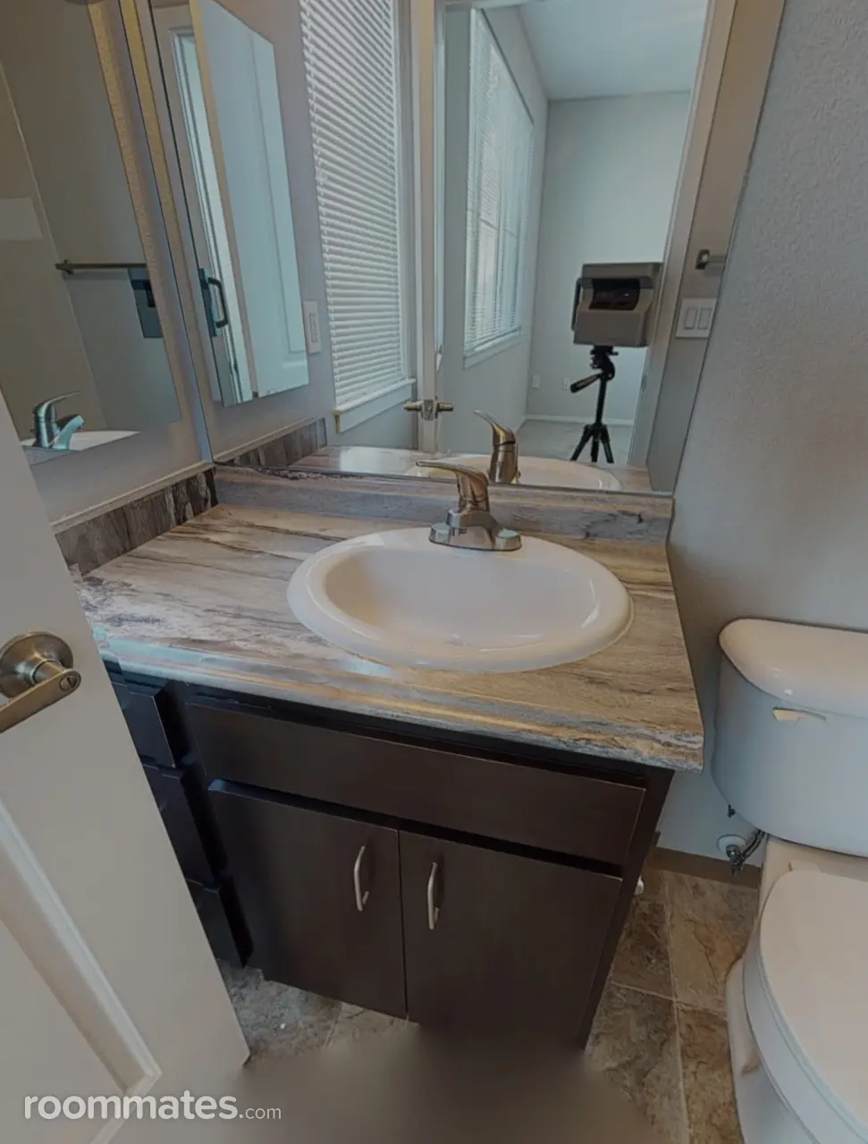 Profile photo 5 of 8