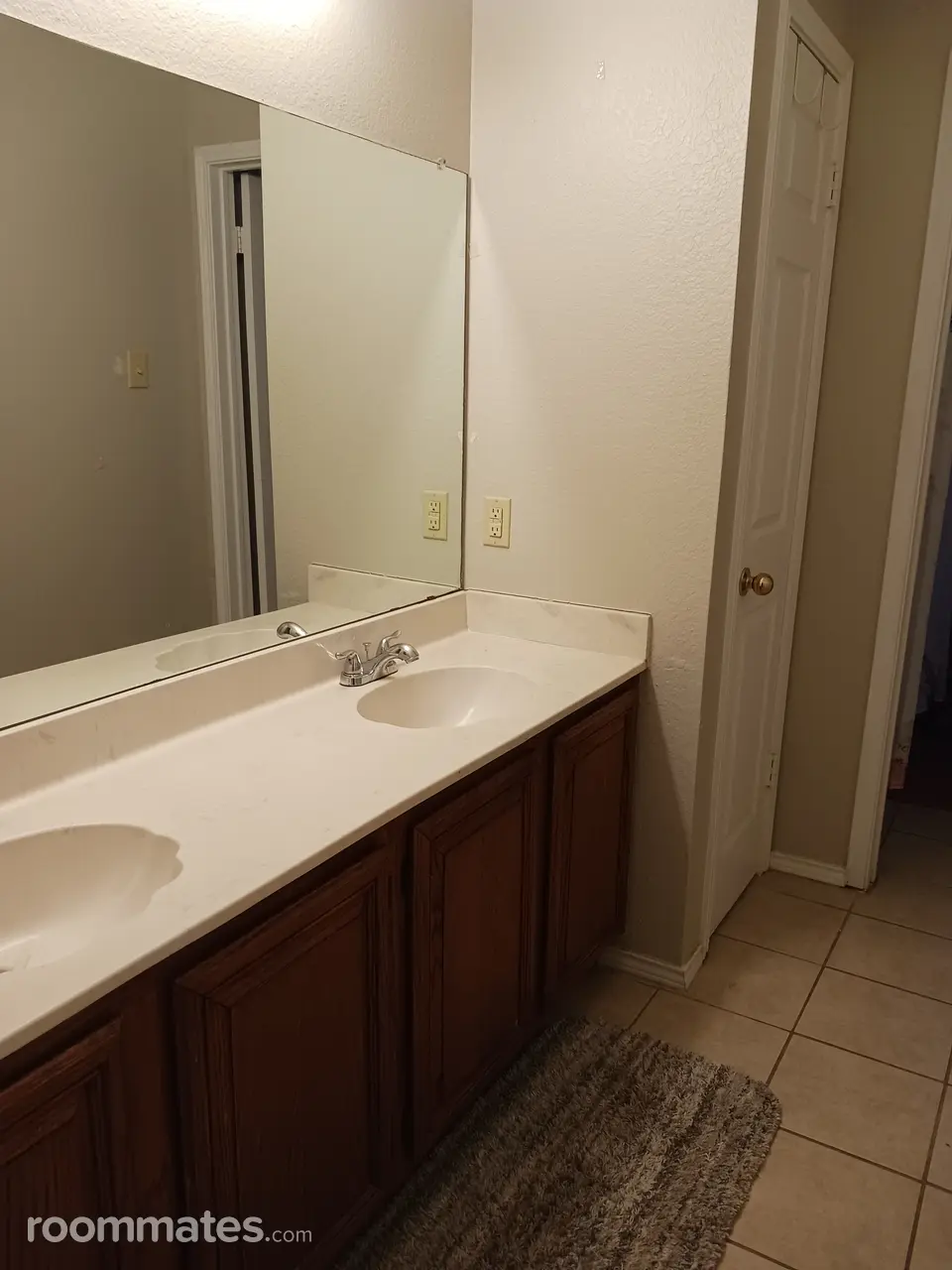 Profile photo 5 of 6