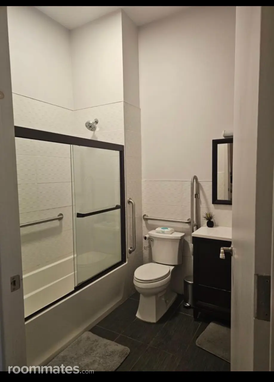 Profile photo 2 of 10