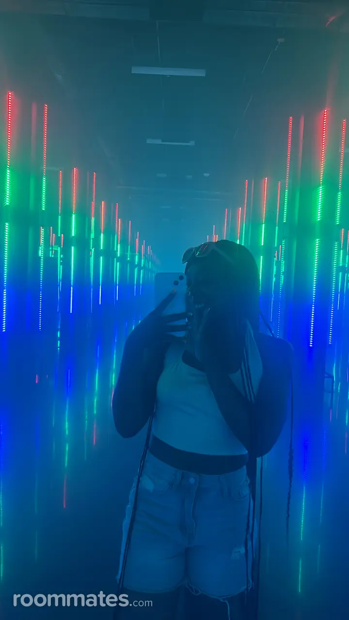 Profile photo 5 of 6