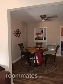 Room for rent in Memphis, TN $600, house