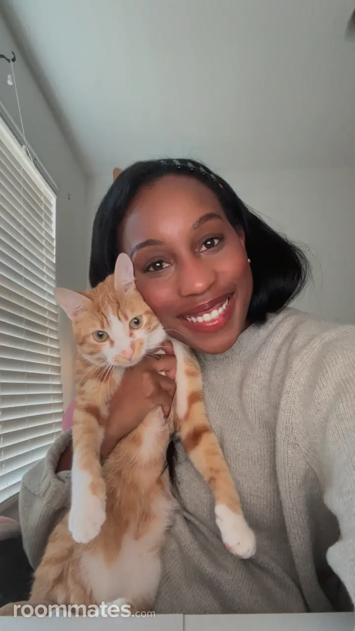 Profile photo 4 of 4