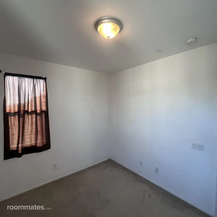 Room for rent in Jurupa Valley, CA $799, house