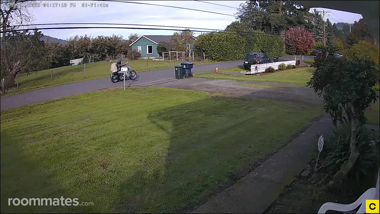 Profile photo 1 of 9