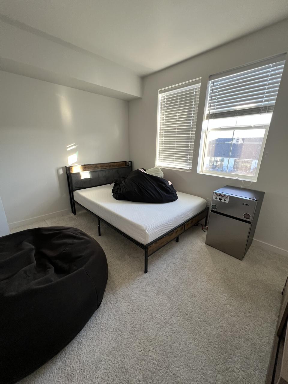 Profile photo 4 of 5