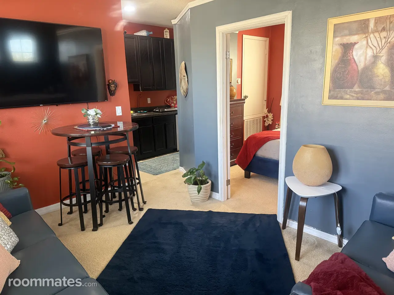 Profile photo 5 of 11