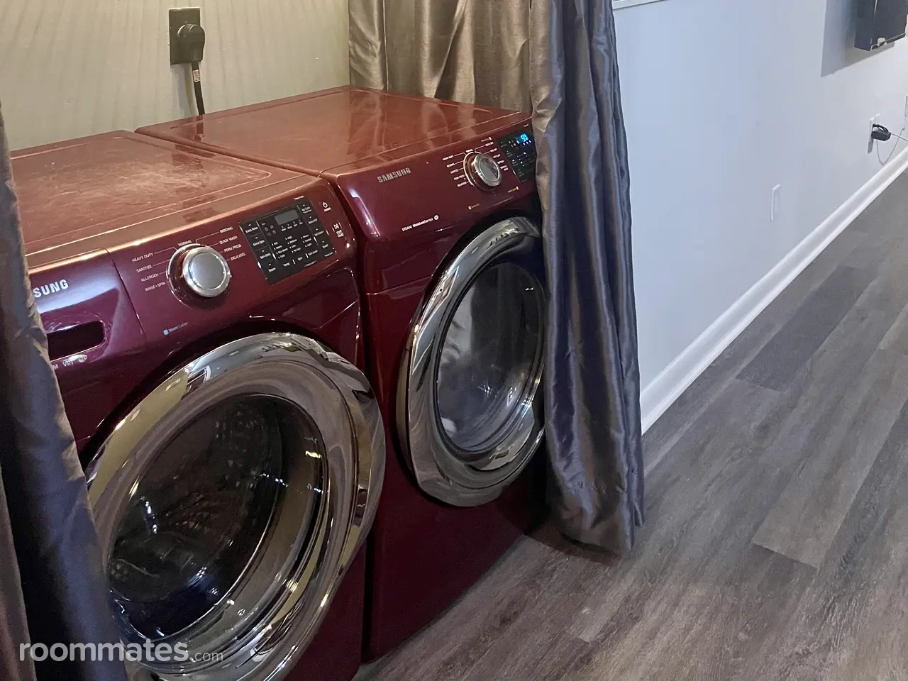 Profile photo 9 of 15