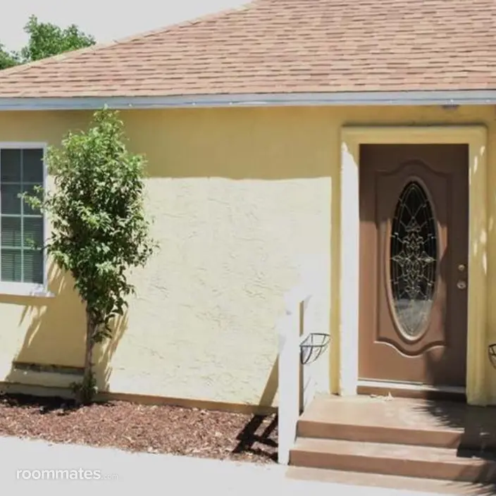 Room for rent in San Diego, CA $800, house