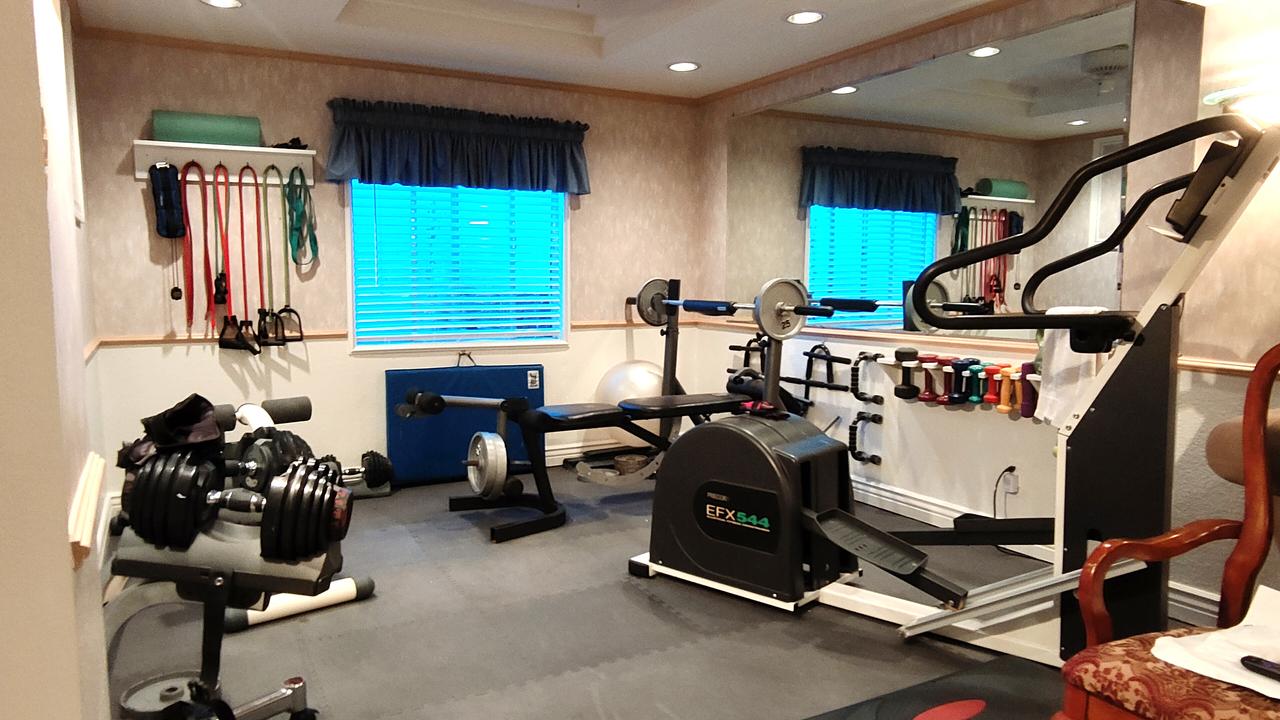 Profile photo 10 of 21