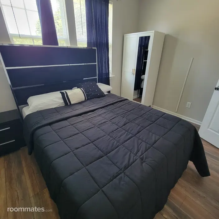Room for rent in Fairburn, GA $800, house