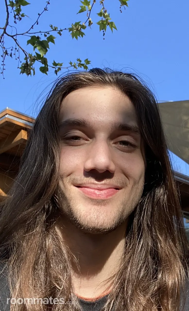 Profile photo 1 of 10