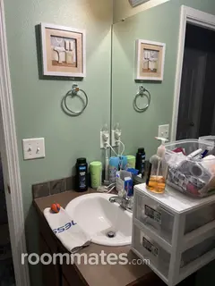 Room for rent in Boise, ID $825, house