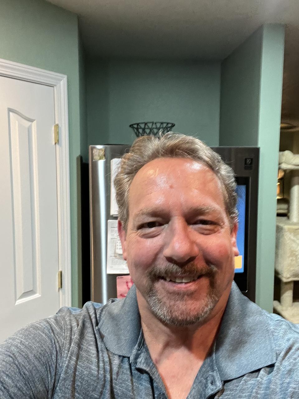 Profile photo 4 of 4