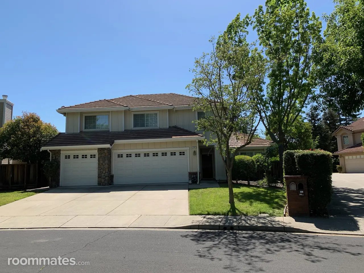 Profile photo 11 of 11