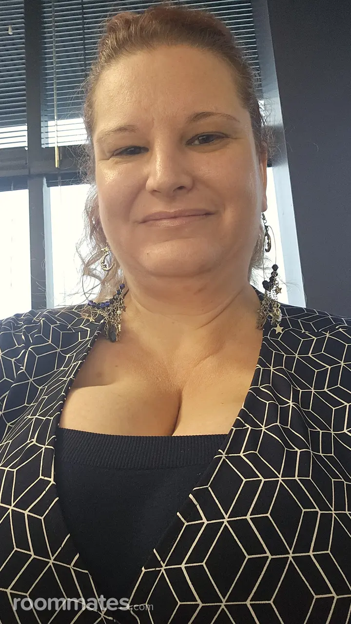 Profile photo 3 of 6